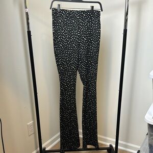 NWT TopShop Pull On Flare Casual Black and White Pants Size 8